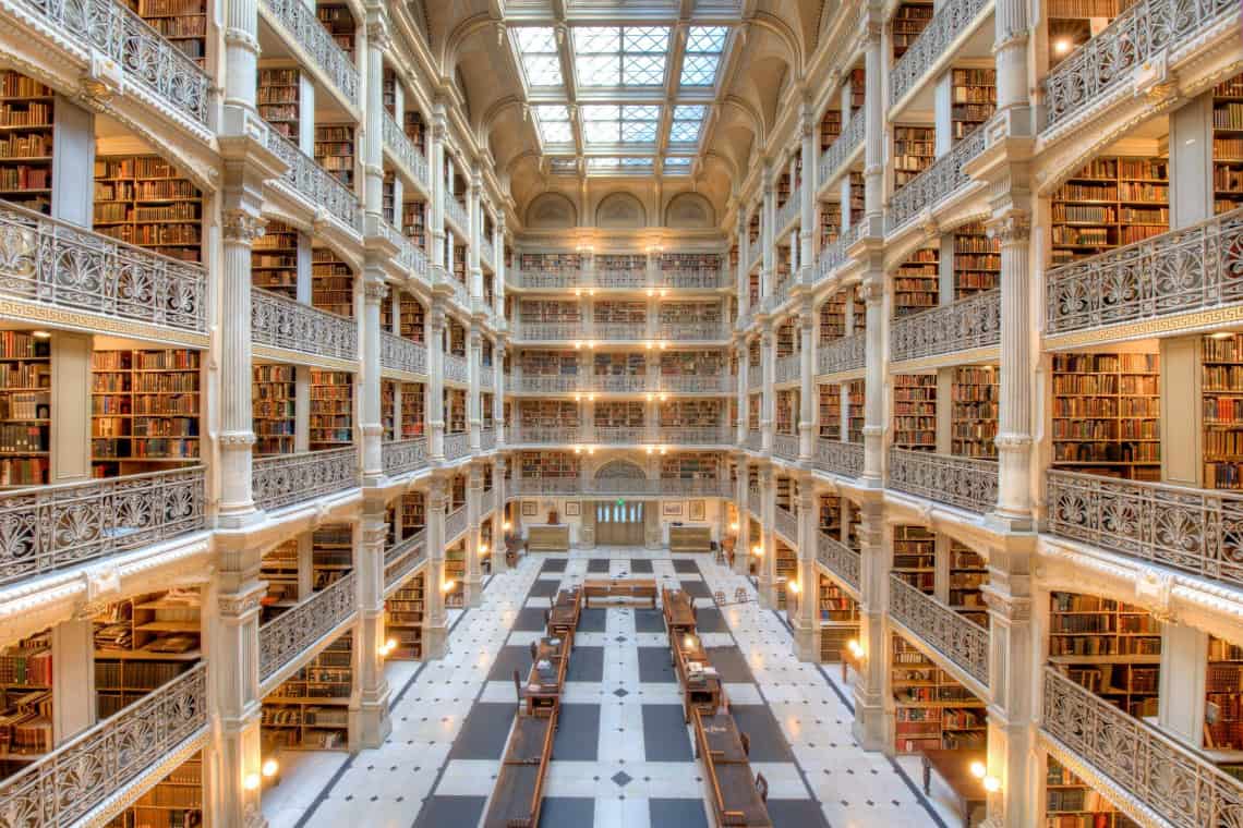 Biblioteca George Peabody / pó-sgraduação no exterior